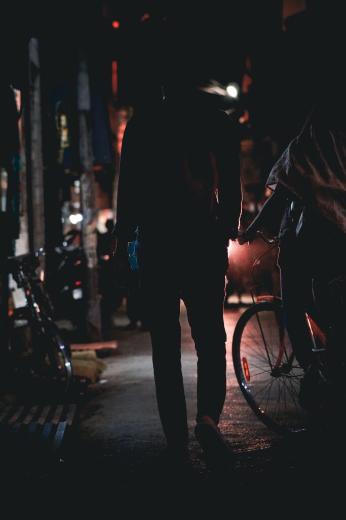 Dịch vụ điều tra ngoại tình - Thám Tử Thần Tốc